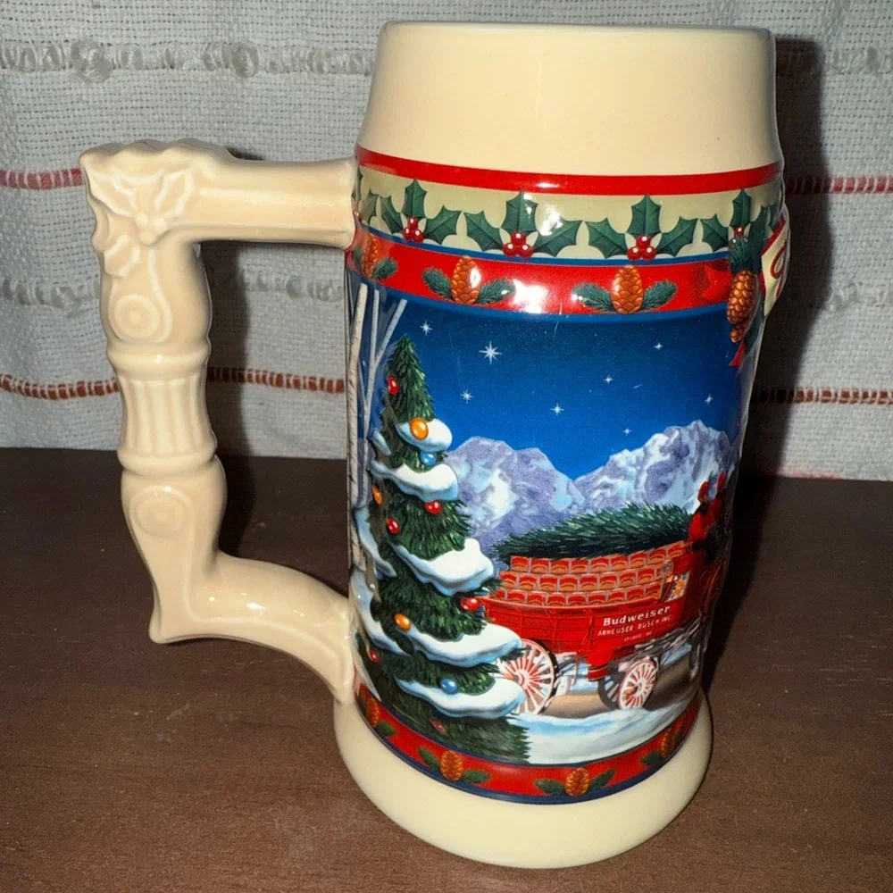 Vintage Budweiser 2003 Clydesdales Old Towne Holiday Stein - Red and‎ Blue